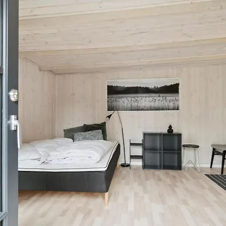 4 Bedroom Awesome In Feriehus Sæby