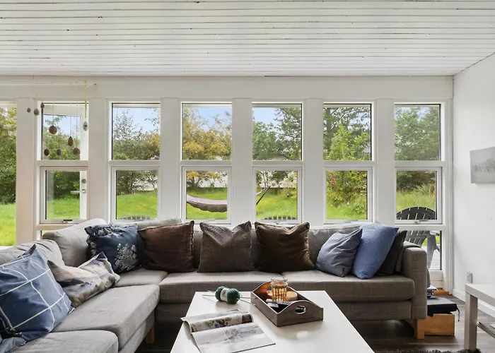 4 Bedroom Awesome In Feriehus *